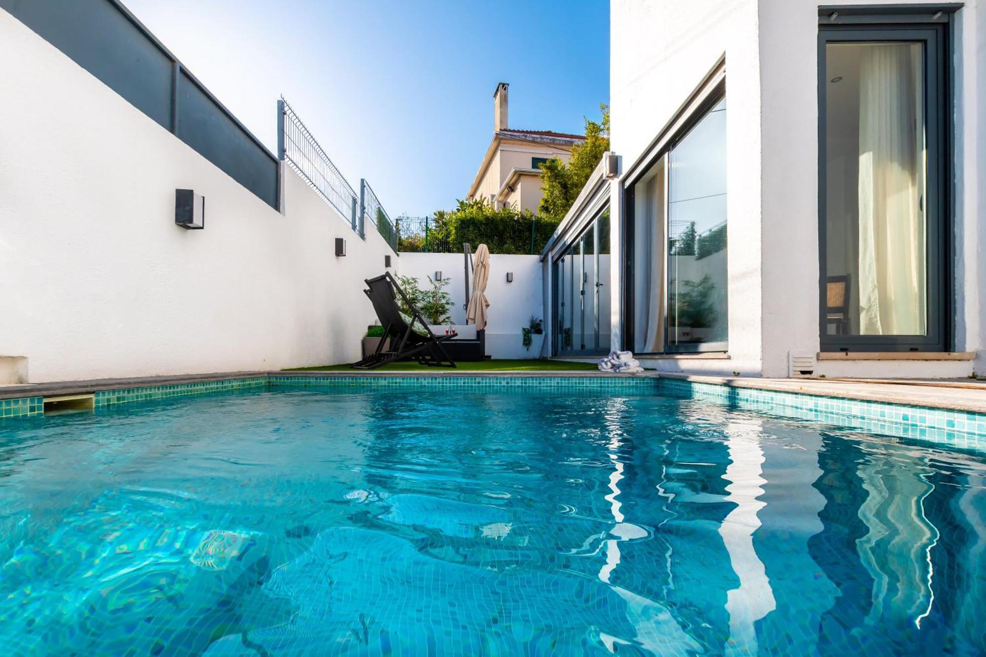 Luxury Villa With A Pool In The City - No Parties Allowed Lisboa Exteriér fotografie